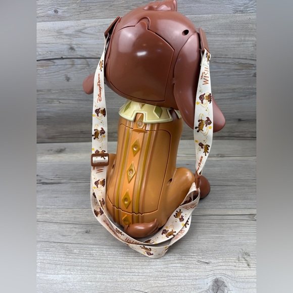 2023 Wish Valentino Popcorn Bucket with Wish lanyard. - Picture 4 of 11